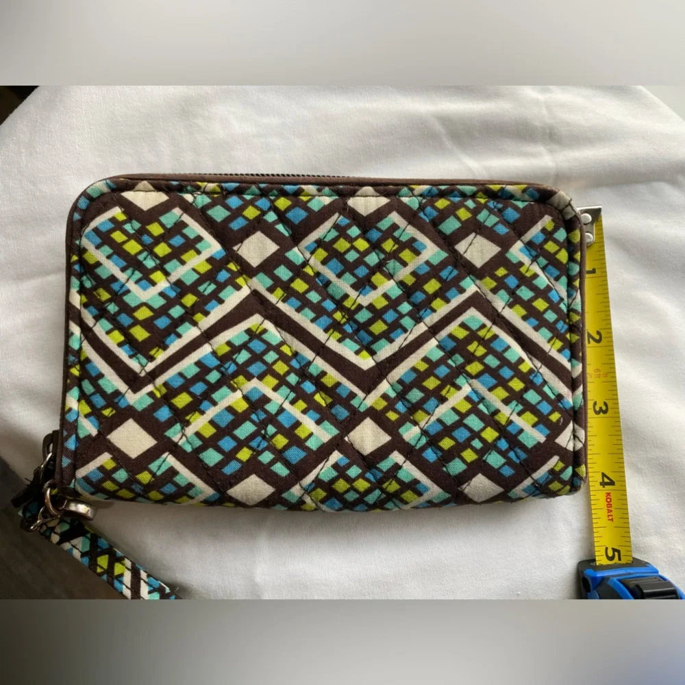 Vera Bradley Wallet Wristlet in the Retired Rain Forest pattern